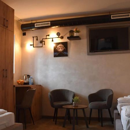 Urban Lodge Belgrado Exterior foto