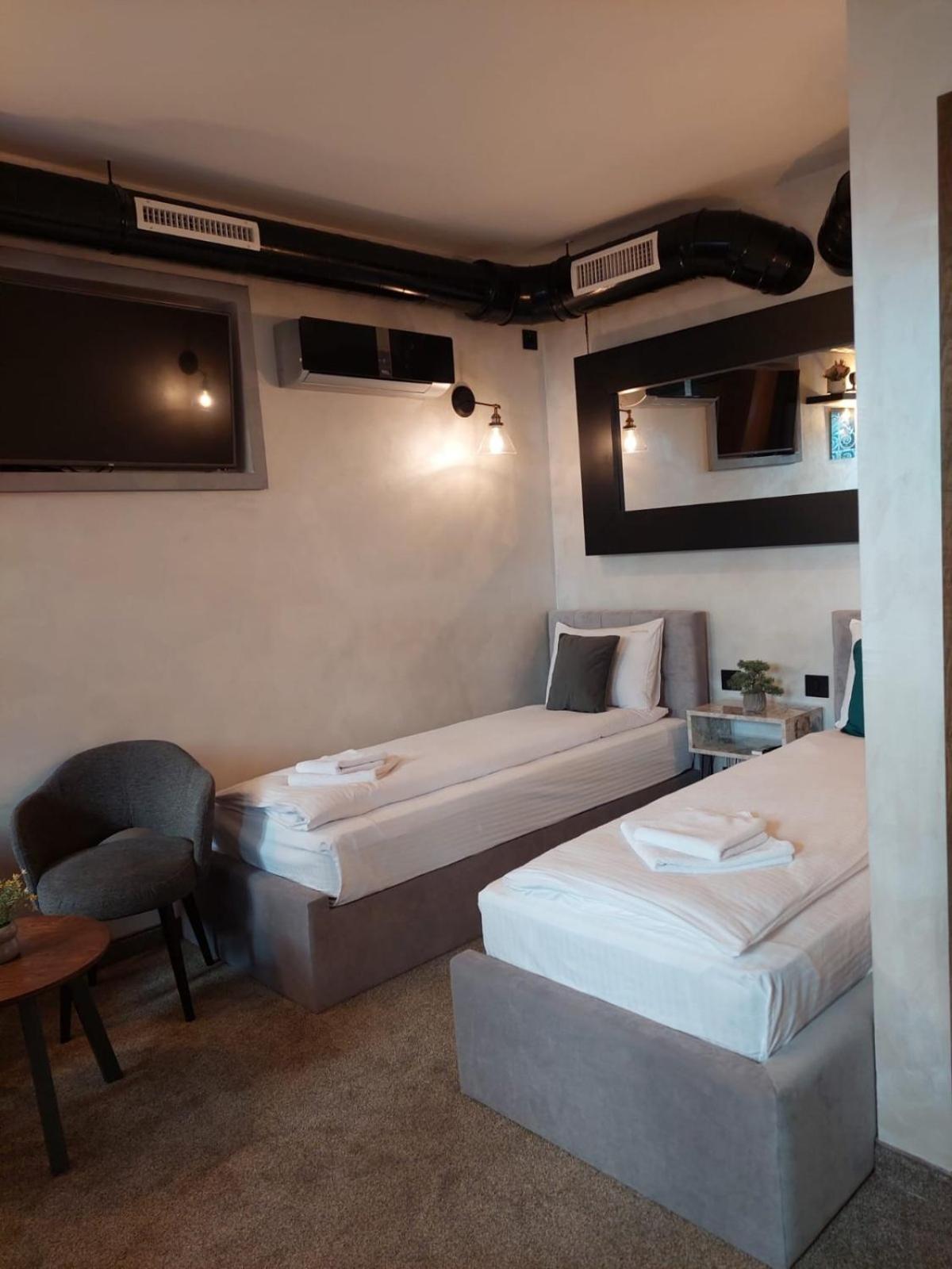 Urban Lodge Belgrado Exterior foto